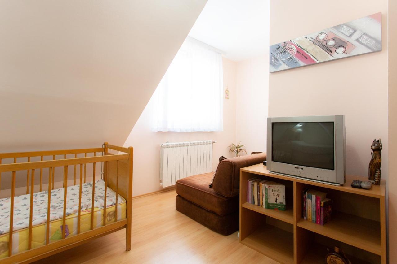Apartman Sanja Divcibare Exterior photo
